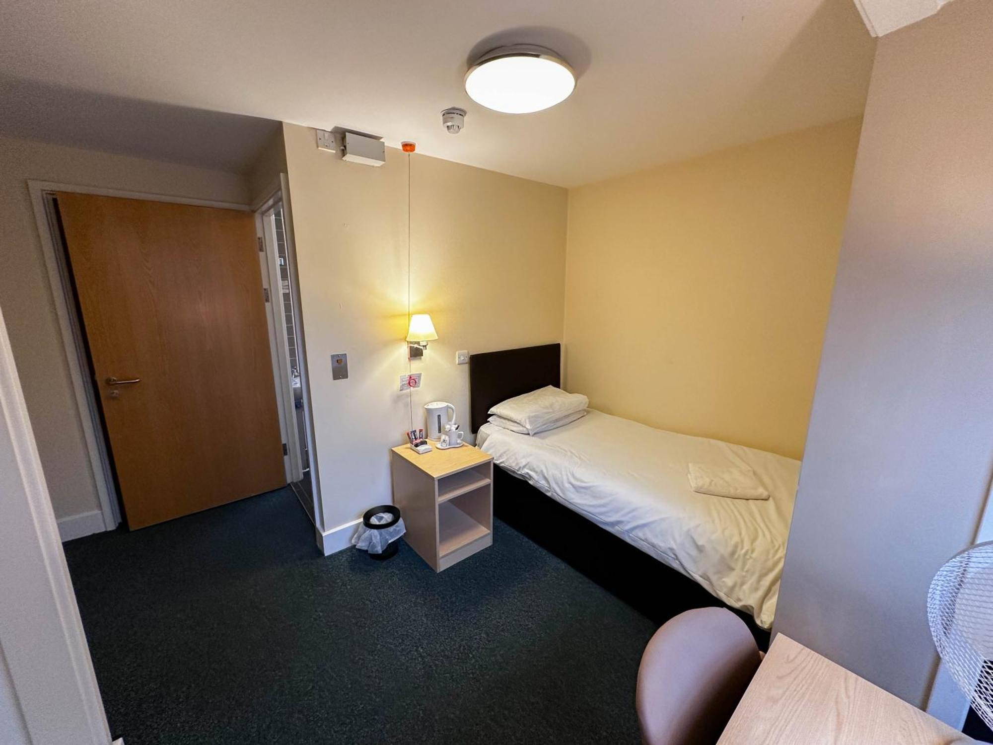 Wilson Carlile Centre Hotel Sheffield Bilik gambar
